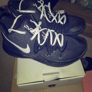 Kyrie 5 Nike Shoes